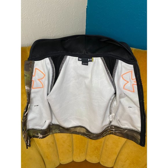 UNDER ARMOR JACKET 18 Mo.- Camo Black Orange Hooded Zipper - Excellent Condition - Picture 5 of 9
